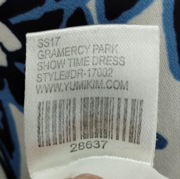 YUMI KIM Floral Showtime Dress Blue and White Size Large - Picture 8 of 8
